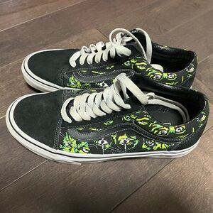Old school Vans men 7, women 8.5